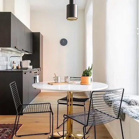 Апартаменты Unique 1br In Historic Kakola Prison *