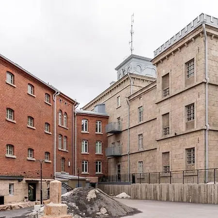 Unique 1br In Historic Kakola Prison * Турку